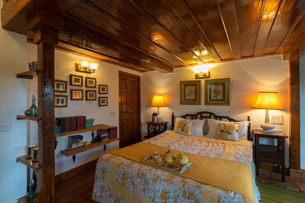 Stayvista At Violet Hill With Bonfire, Gazebo & Hill View ชิมลา ภายนอก รูปภาพ